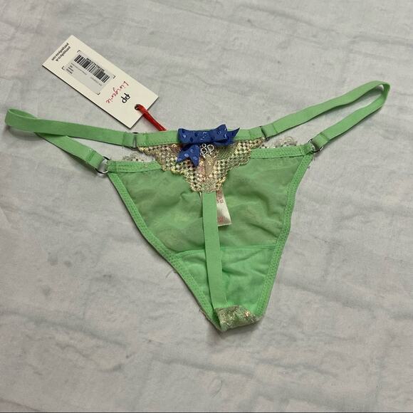 Pretty Polly Lace GString XS NWT - Picture 3 of 3